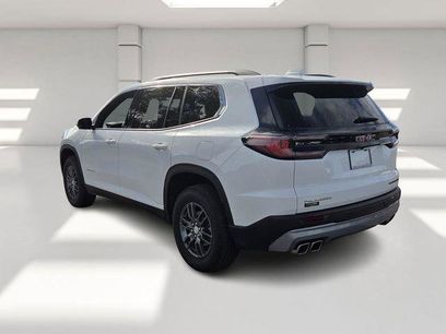 Used 2025 GMC Acadia Elevation