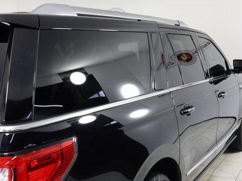 Used 2020 Lincoln Navigator L Black Label w/ Cargo Convenience Package image 47