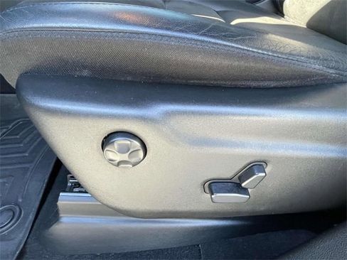 Used 2020 Jeep Grand Cherokee Altitude image 15