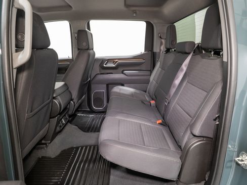 Used 2025 Chevrolet Silverado 1500 LT image 29