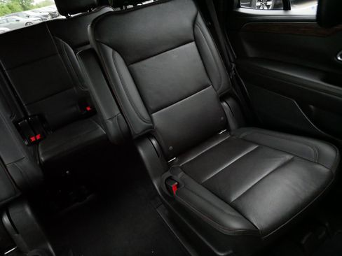 Used 2021 Chevrolet Tahoe High Country w/ Premium Package AWD/4WD image 14