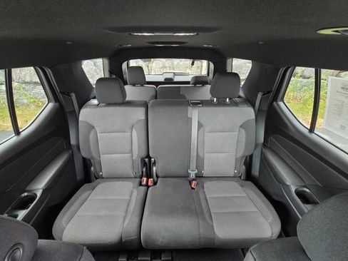 Used 2023 Chevrolet Traverse LT AWD/4WD image 19