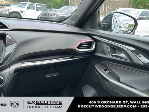 Used 2023 Chevrolet TrailBlazer RS w/ Sun and Liftgate Package AWD/4WD image 26