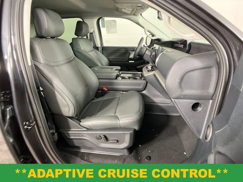 New 2026 Ford Expedition Active RWD image 5