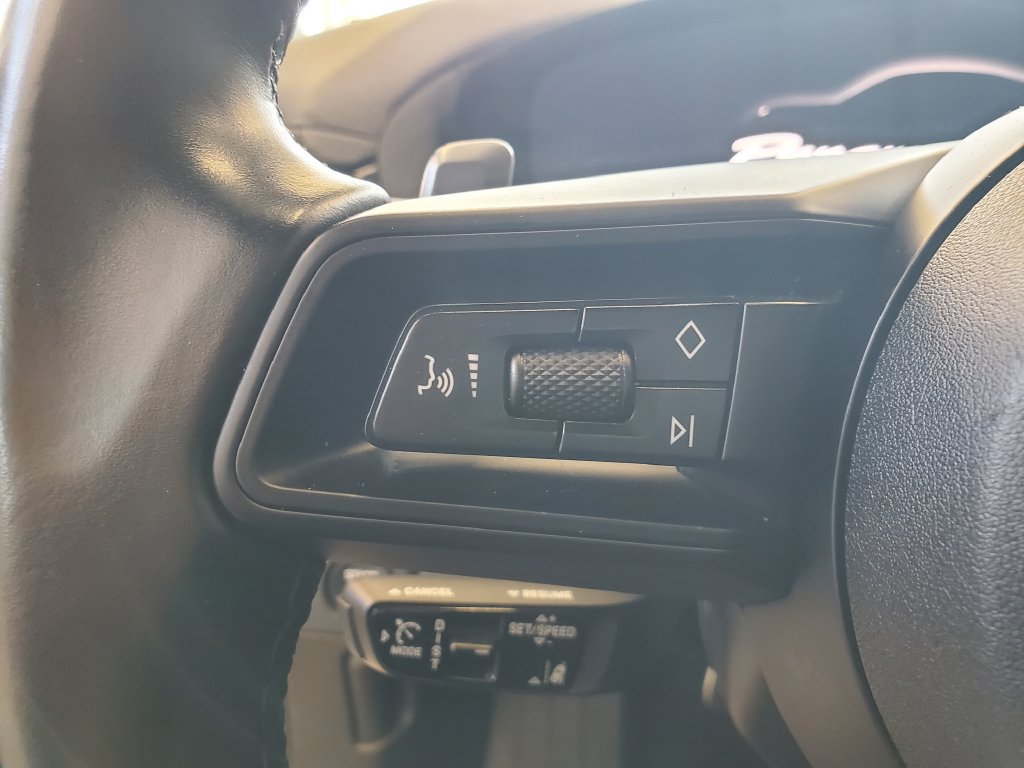 Used 2025 Porsche Panamera 4 AWD/4WD image 23