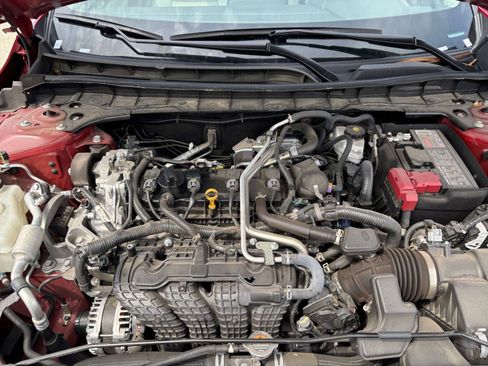Used 2025 Nissan Altima 2.5 SV FWD image 32