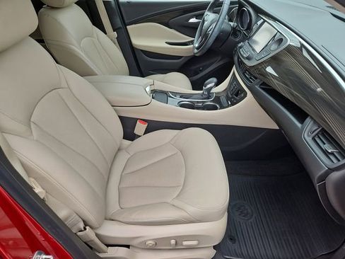 Used 2019 Buick Envision Essence image 12