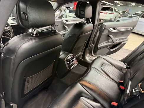 Used 2021 Maserati Ghibli RWD image 37