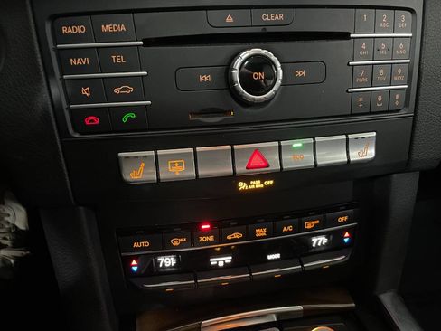 Used 2016 Mercedes-Benz E 350 4MATIC Sedan image 36