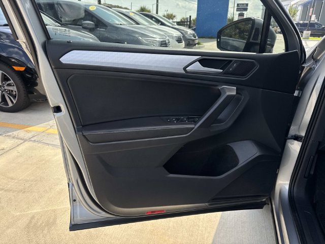 Used 2022 Volkswagen Tiguan S AWD/4WD image 18