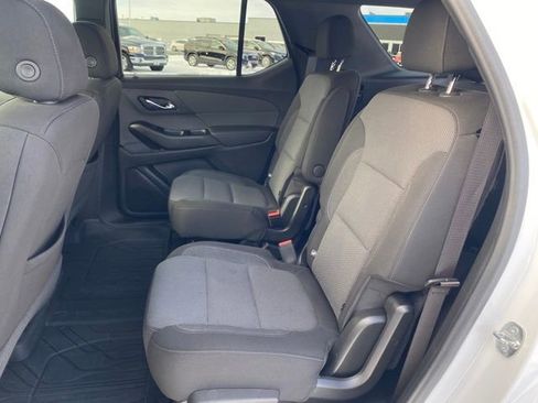 Certified 2023 Chevrolet Traverse LT w/ LPO, Floor Liner Package image 18