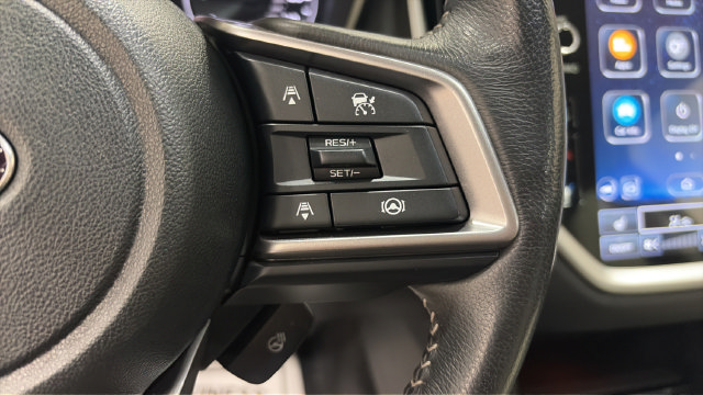 Used 2023 Subaru Ascent Limited AWD/4WD image 30