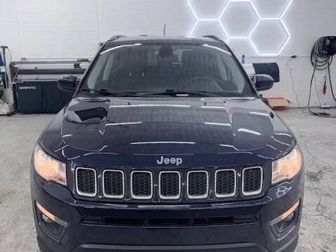 Used 2017 Jeep Compass Latitude image 6