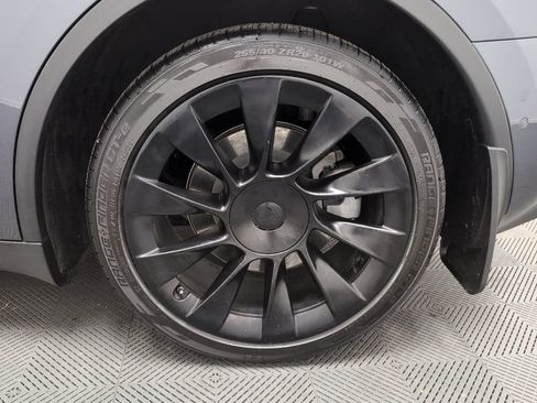 Used 2021 Tesla Model Y Long Range AWD/4WD image 35