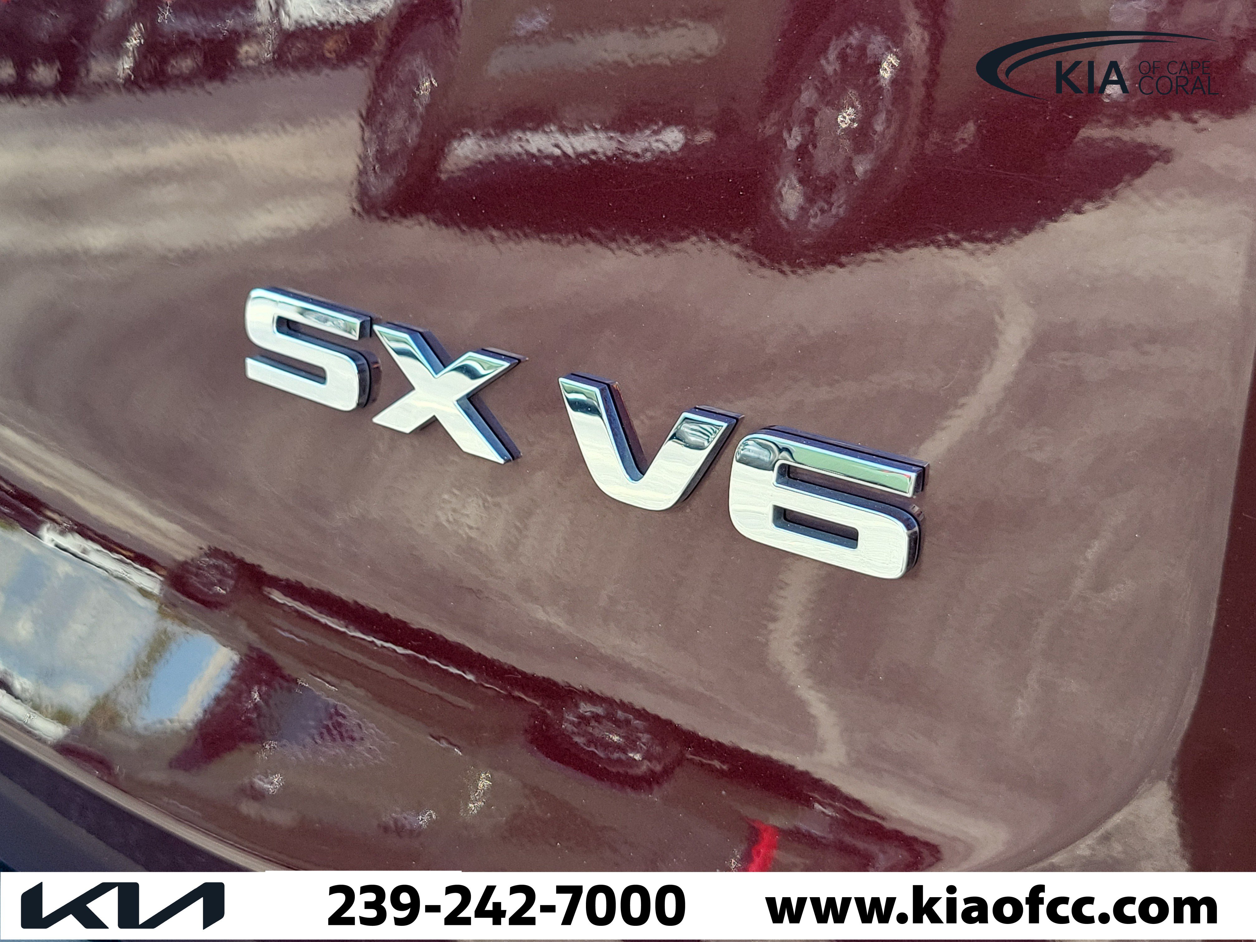 Used 2021 Kia Telluride SX w/ Towing Package FWD image 10