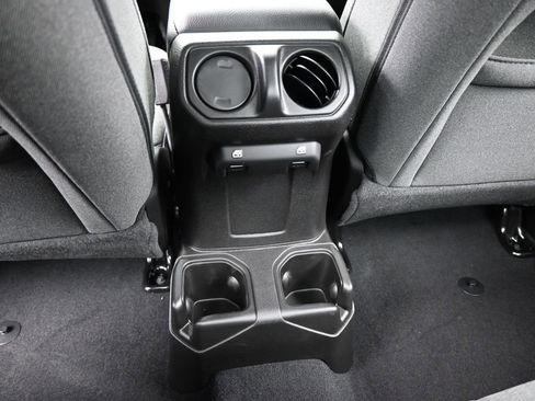 New 2026 Jeep Gladiator Sport image 31