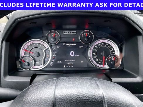 Used 2019 RAM 1500 Big Horn AWD/4WD image 17