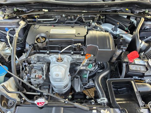 Used 2013 Honda Accord Sport image 40