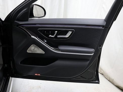 Certified 2024 Mercedes-Benz S 580e S 580e image 34
