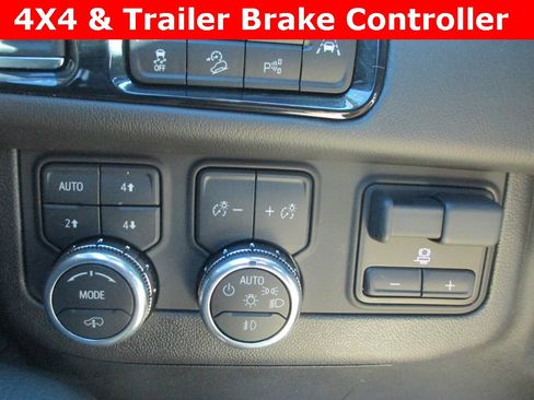 Certified 2025 GMC Yukon Denali w/ Denali Reserve Package image 21