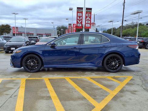 Used 2024 Toyota Camry XSE image 8