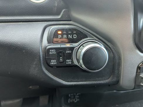 Used 2019 RAM 1500 Big Horn AWD/4WD image 14