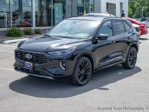 Used 2023 Ford Escape ST-Line Elite w/ Premium Technology Package AWD/4WD image 3