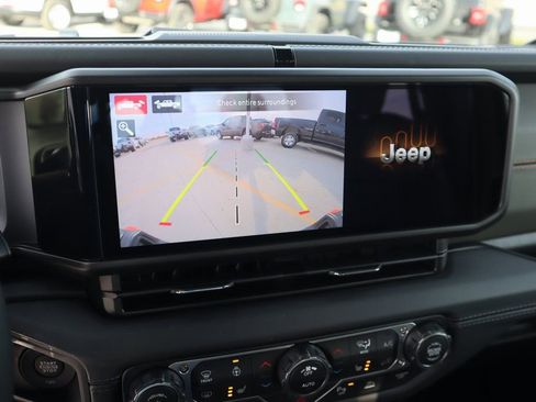 New 2026 Jeep Gladiator Mojave image 6