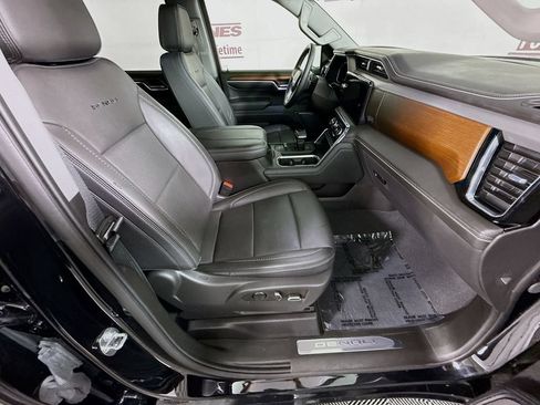 Used 2023 GMC Sierra 1500 Denali w/ Denali Reserve Package AWD/4WD image 32