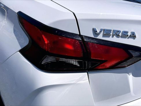 Used 2024 Nissan Versa S FWD image 30