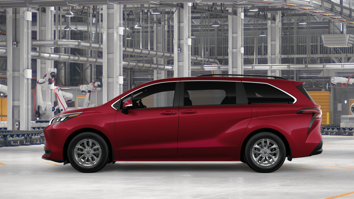 New 2026 Toyota Sienna LE FWD image 4