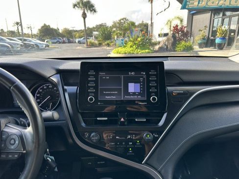 Used 2023 Toyota Camry SE image 30