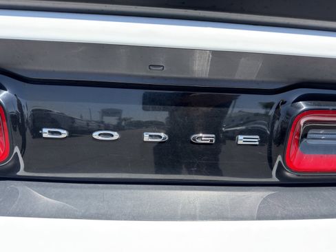 Used 2018 Dodge Challenger R/T Plus RWD image 37