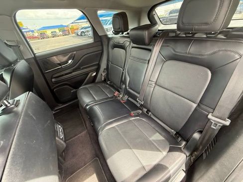 Used 2022 Lincoln Corsair Reserve w/ Equipment Group 201A FWD image 15