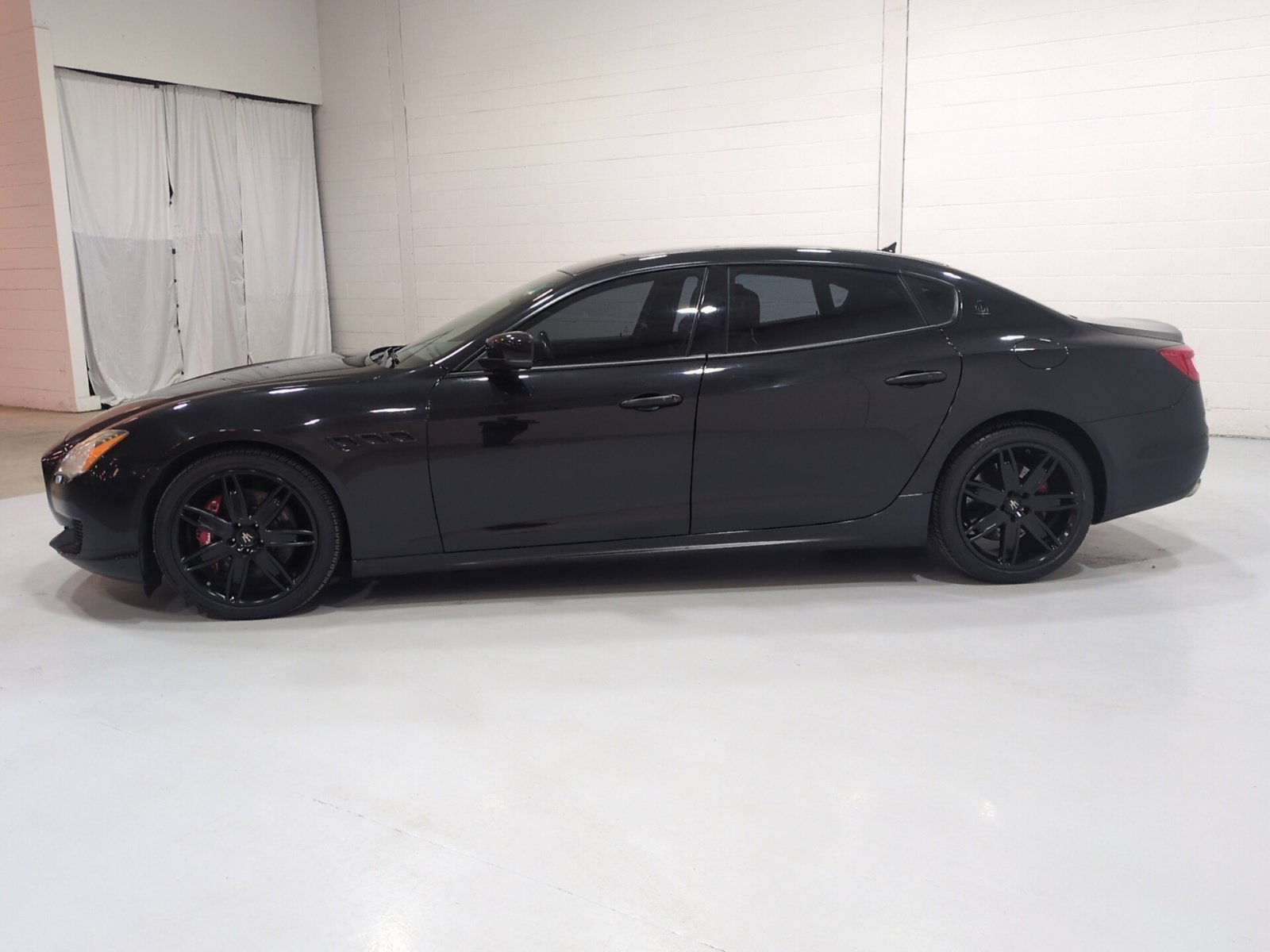 Used 2015 Maserati Quattroporte S Q4 AWD/4WD image 7
