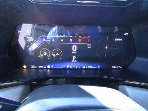 Used 2023 Chevrolet Colorado ZR2 w/ ZR2 Convenience Package III AWD/4WD image 24