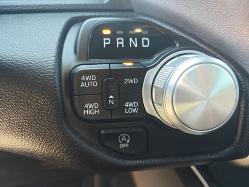 Used 2023 RAM 1500 Laramie image 24