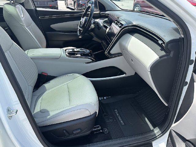 Used 2022 Hyundai Tucson Limited w/ Cargo Package AWD/4WD image 11