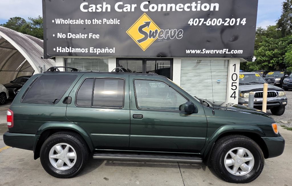 Used 2001 Nissan Pathfinder LE AWD/4WD image 6