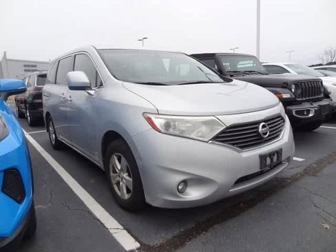 Used 2014 Nissan Quest SV image 3