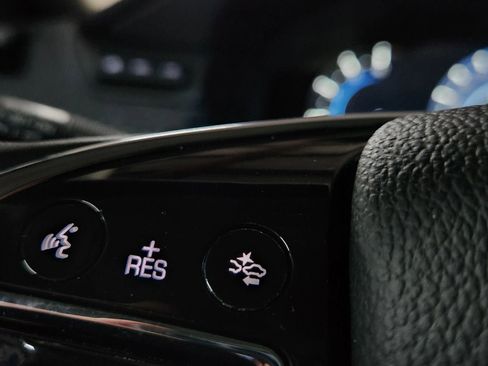 Used 2020 Cadillac Escalade Luxury w/ LPO, Radiant Package image 30