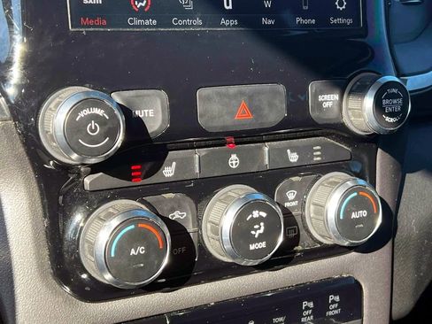 Used 2019 RAM 1500 Big Horn image 27