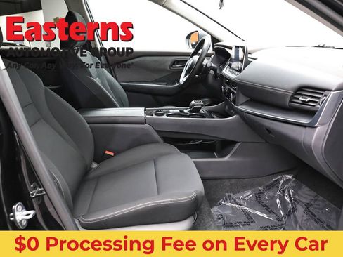 Used 2023 Nissan Rogue S AWD/4WD image 25