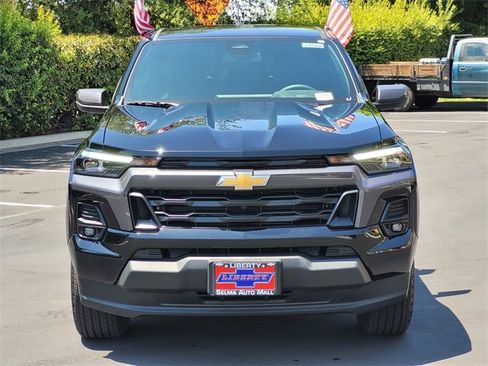 New 2025 Chevrolet Colorado LT w/ LT Convenience Package image 2