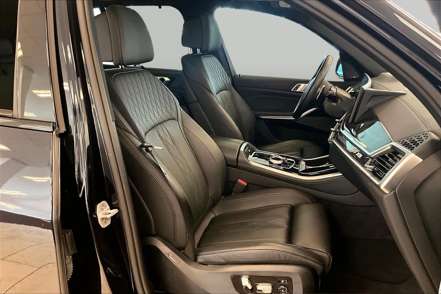 Used 2024 BMW X5 xDrive40i w/ Executive Package AWD/4WD image 8