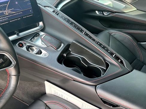 Used 2022 Chevrolet Corvette Stingray Premium Cpe w/ Z51 Performance Package RWD image 14
