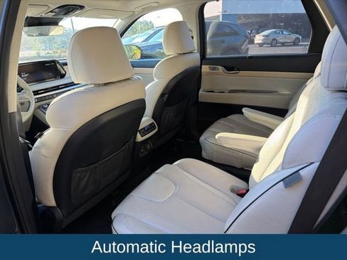 Used 2023 Hyundai Palisade Limited FWD image 6