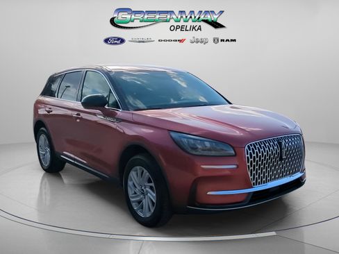 Used 2025 Lincoln Corsair FWD image 2
