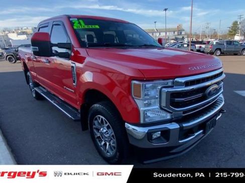 Used 2021 Ford F250 Lariat image 2