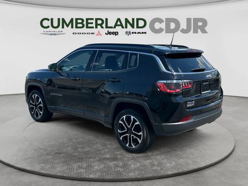 Used 2022 Jeep Compass Limited AWD/4WD image 4